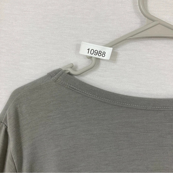 Susan Lawrence Gray Round Neck Soft Stretch Embellished Top 3X - Picture 9 of 9